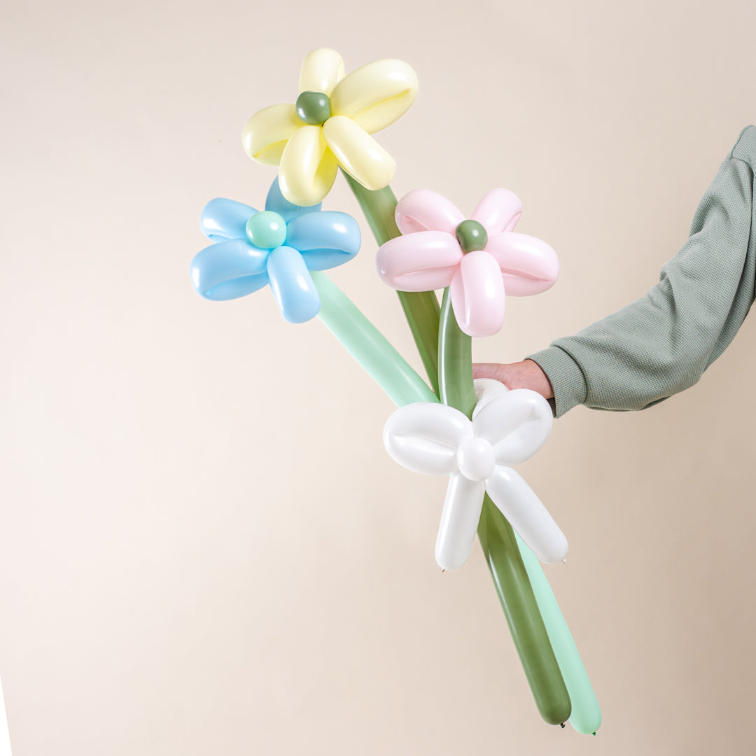 Daisy Balloon Bouquet (3 Stalks)