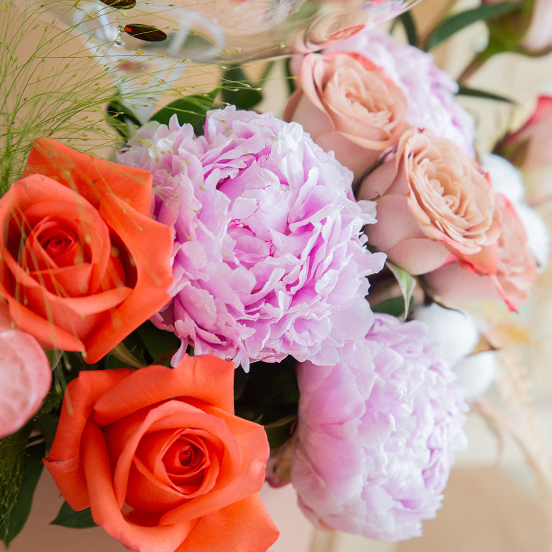 bloomthis-balloon-philomena-peony-balloon-flower-box-1080x1080-05_7d0c1814-cd55-4c97-a723-9ab264e6ee6e