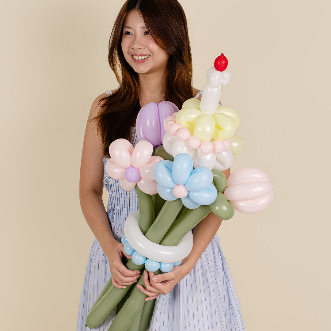 bloomthis-balloon-tulip-and-cake-balloon-bouquet-1080x1080-02