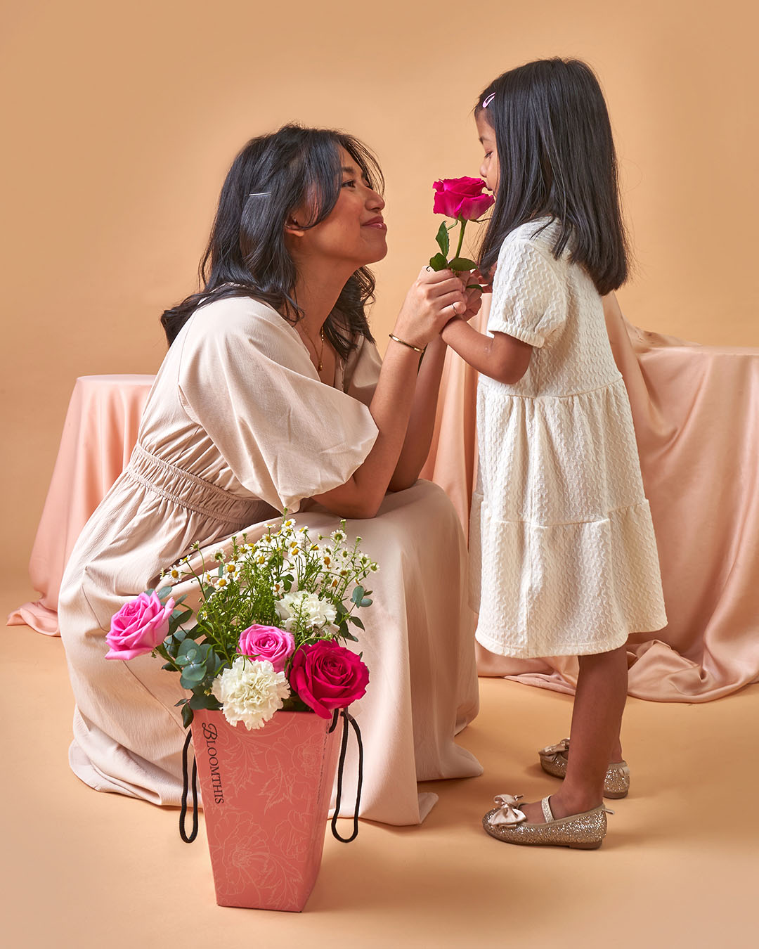 Imelda Cherry Pink Rose Mini BloomBag & Vase (MDV)