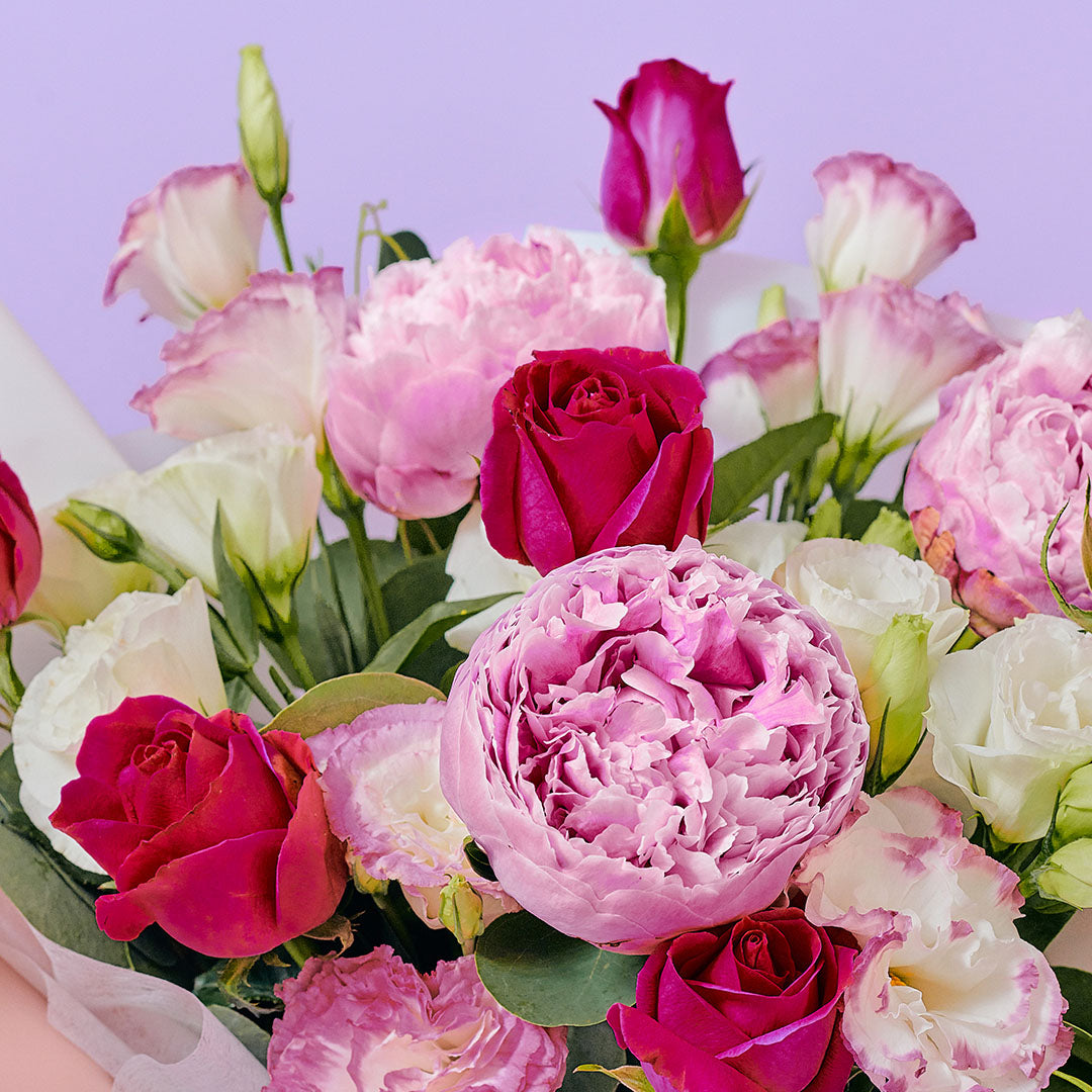 bloomthis-bouquet-alyssa-rose-peony-bouquet-1080x1080-03_69517012-9d7c-4a92-b530-f4174fd62b6b