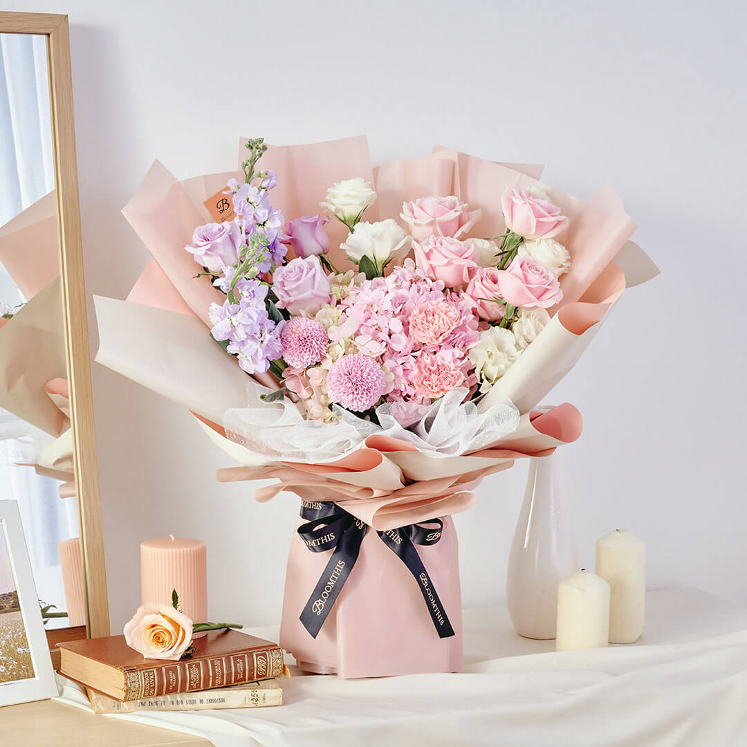 Casabella Pink Hydrangea Bouquet (VD)