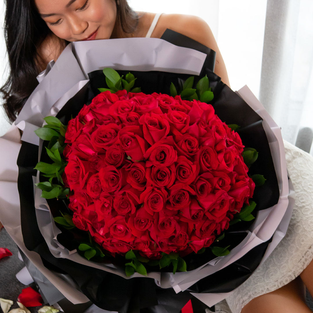 Darling Red Rose Bouquet (VD)