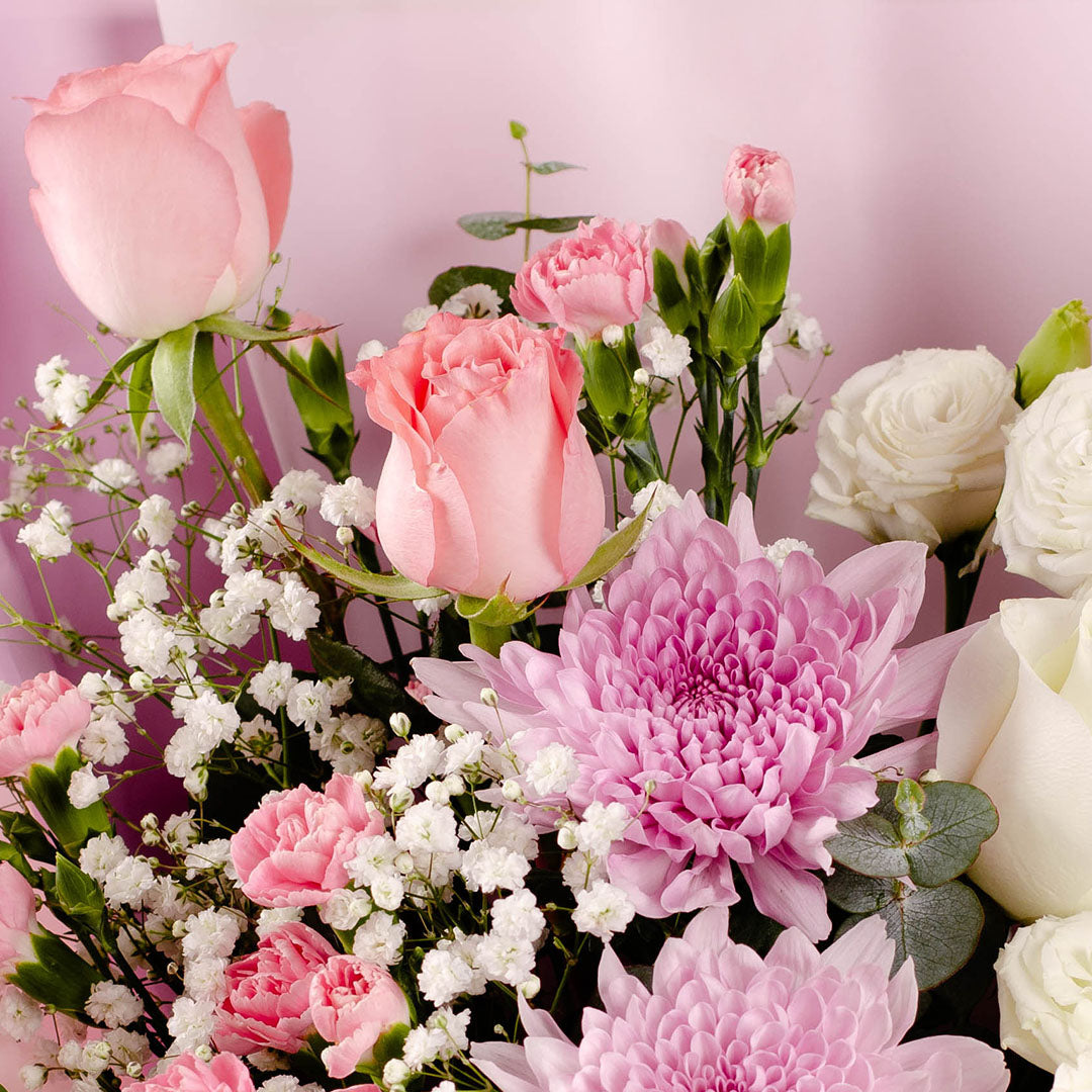 bloomthis-bouquet-joanne-lilac-mum-bouquet-1080x1080-03
