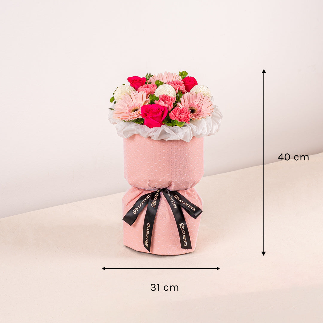 Marilyn Carnation Russian Bouquet (VD)