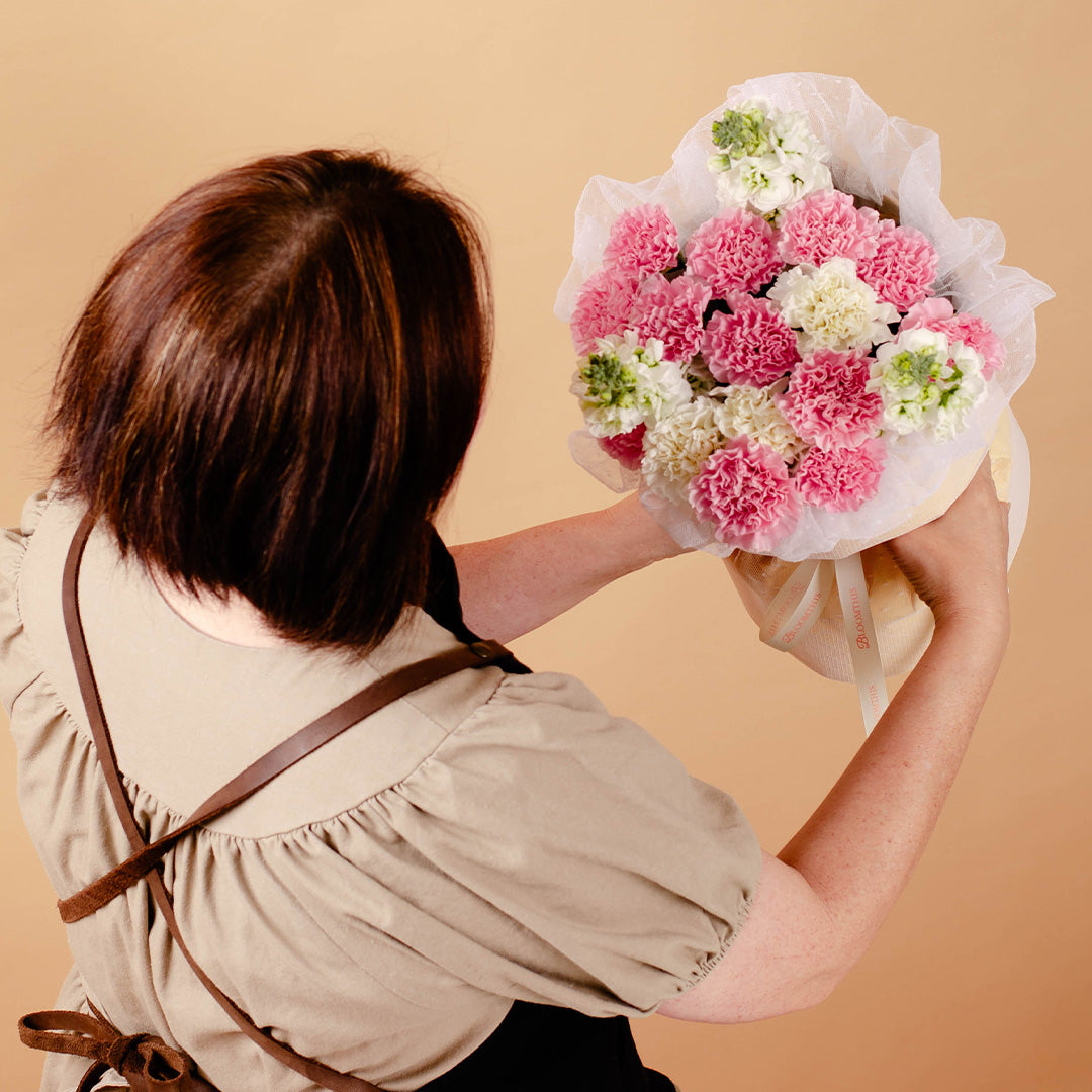 bloomthis-bouquet-miriam-pink-carnation-russian-bouquet-1080x1080-08