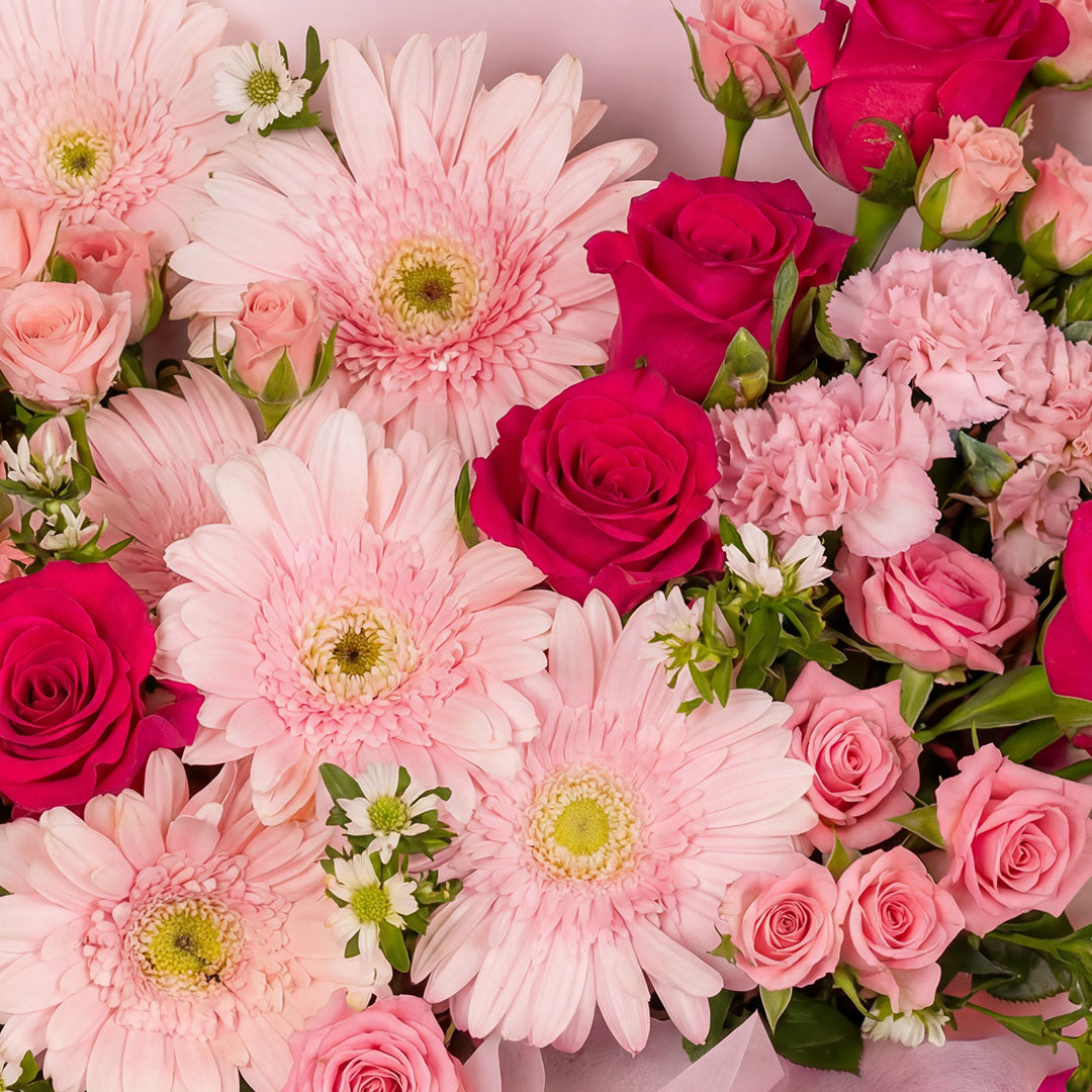 bloomthis-bouquet-zandra-pink-gerbera-bouquet-1080x1080-03