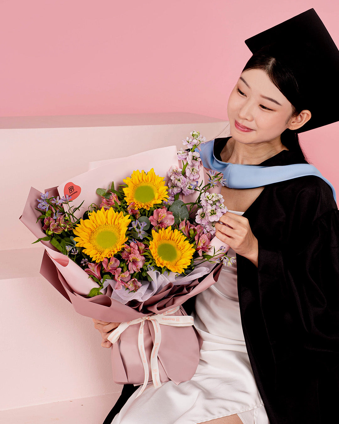 bloomthis-bouquet-zooey-yellow-sunflower-bouquet-1080x1350-04
