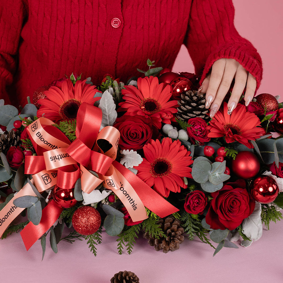 bloomthis-christmas-centrepiece-christie-christmas-table-floral-centrepiece-1080x1080-04