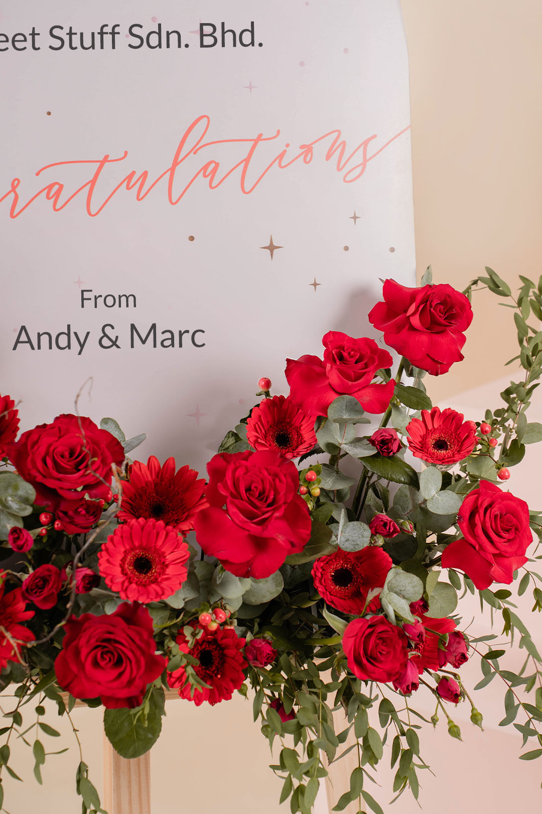 bloomthis-flower-stand-marvellous-red-orchid-grand-opening-flower-stand-1080x1620-03