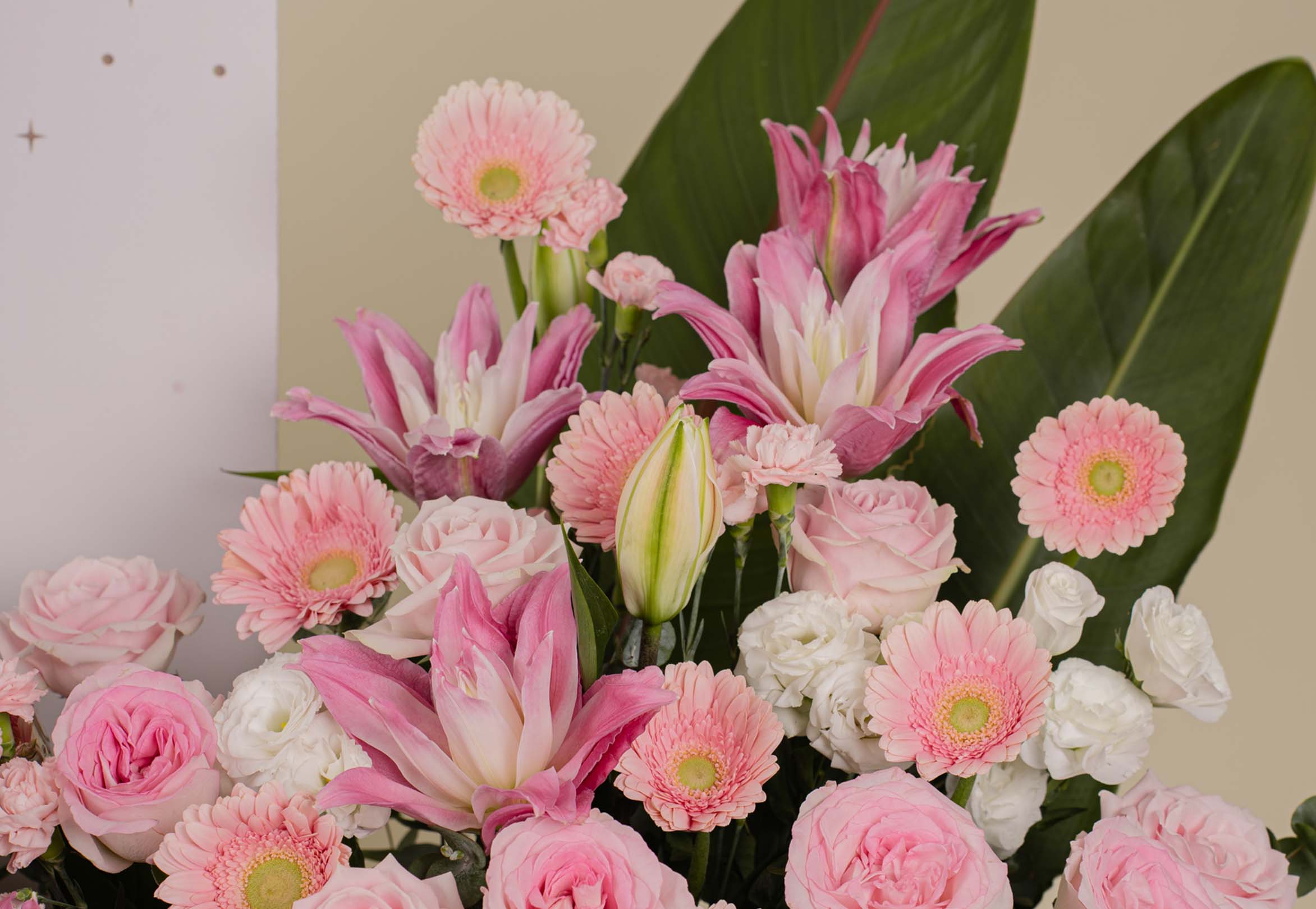 bloomthis-flower-stand-thalia-premium-grand-opening-flower-stand-2345x1620-04