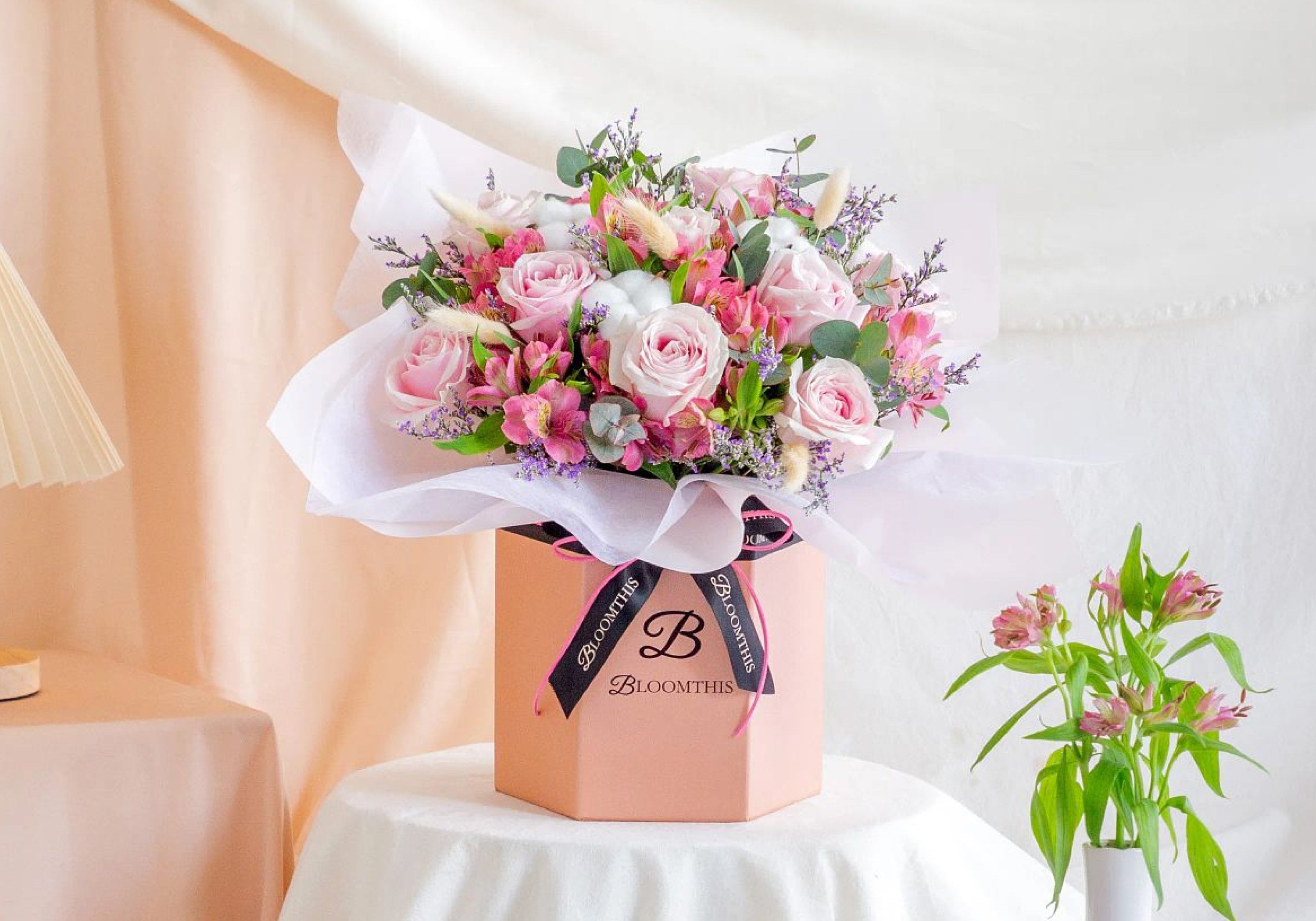 bloomthis-girlfriend-day-usp-01-gorgeous-girlfriend-day-flowers