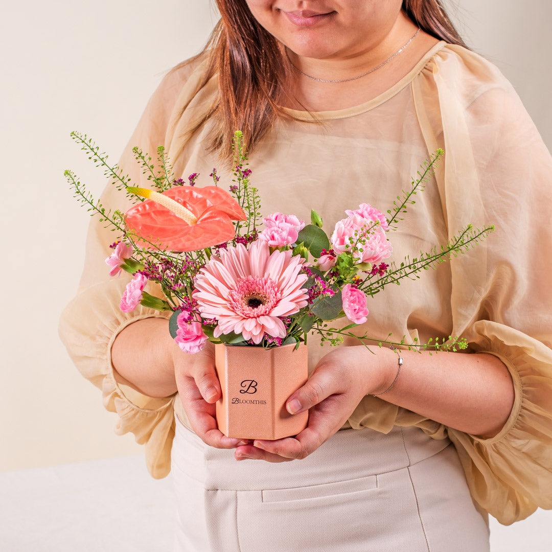 Ariel Gerbera Mini Flower Box