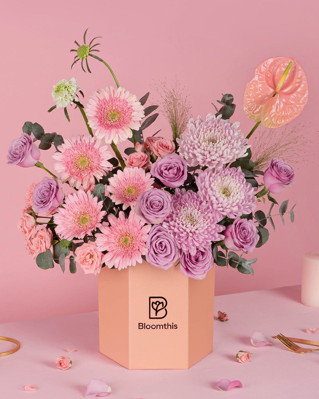 bloomthis-hat-box-ayame-pink-gerbera-flower-box-1080x1350-01