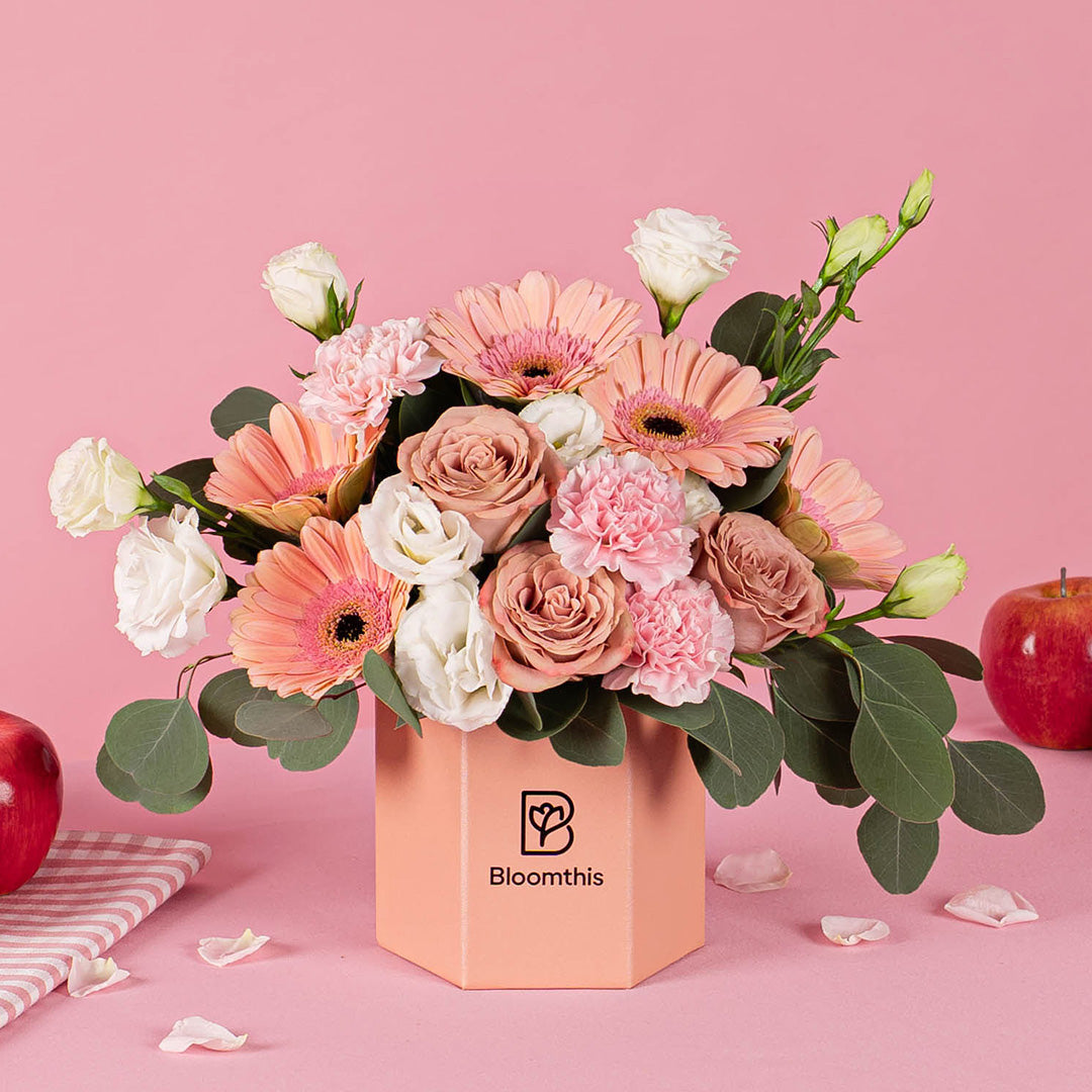 bloomthis-hat-box-blake-peach-gerbera-flower-box-1080x1080-03
