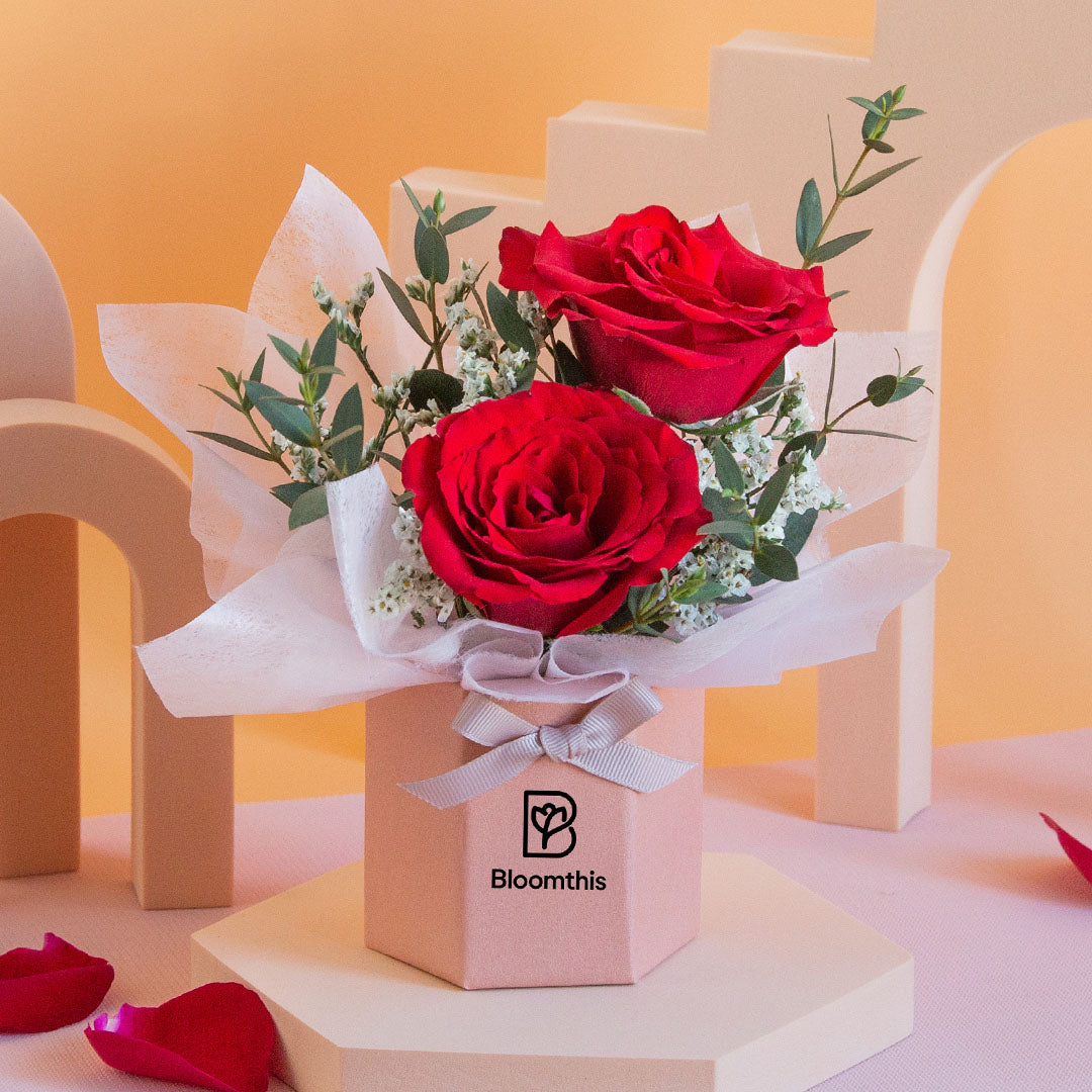 bloomthis-hat-box-chandra-rose-mini-flower-box-1080x1080-03_a47d352b-82bd-4092-90b4-3aaef80b18a3