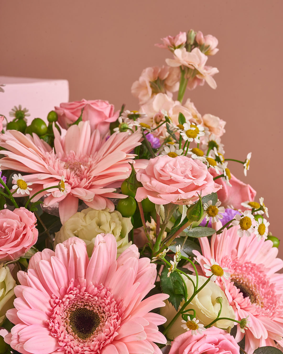Emery BloomThis x Mimpikita Flower Box