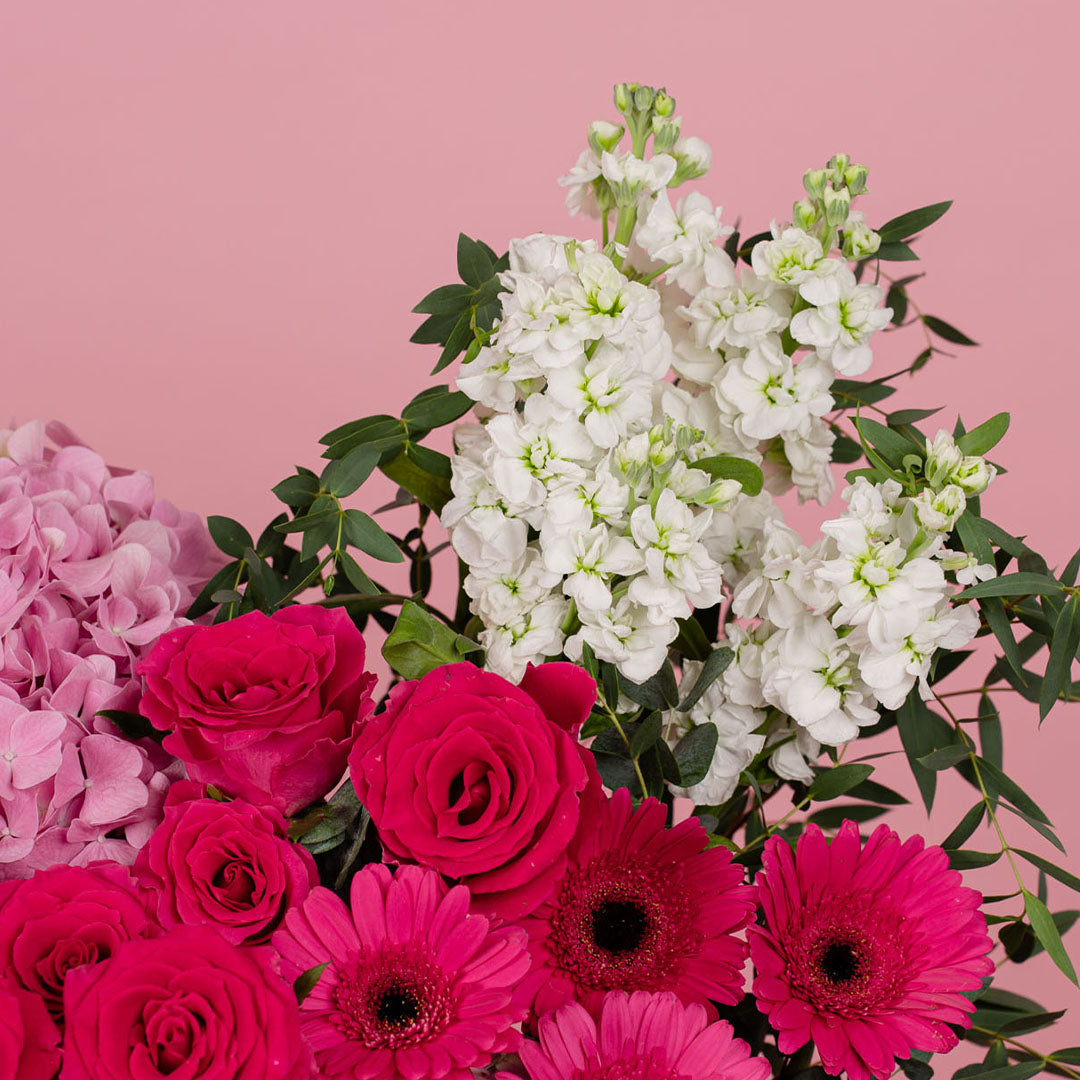 bloomthis-hat-box-enchant-sera-rose-lily-flower-box-1080x1080-04