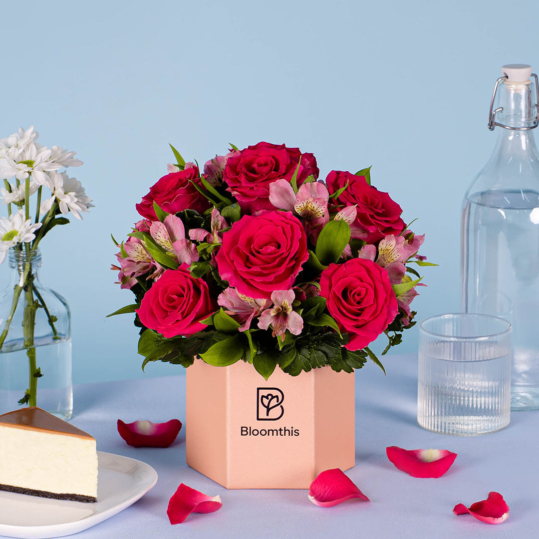 bloomthis-hat-box-gwen-rose-lily-flower-box-1080x1080-03