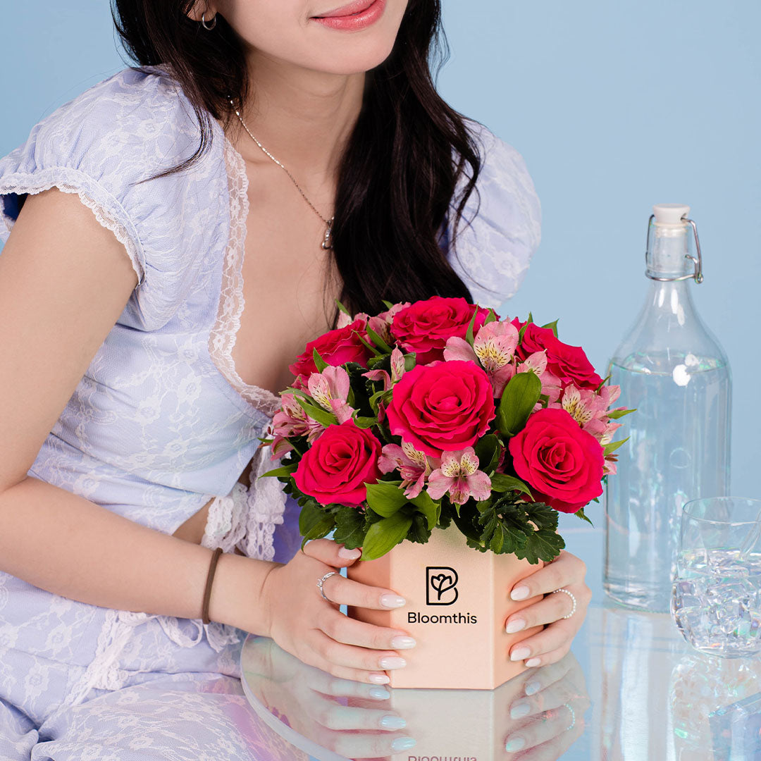 bloomthis-hat-box-gwen-rose-lily-flower-box-1080x1080-04