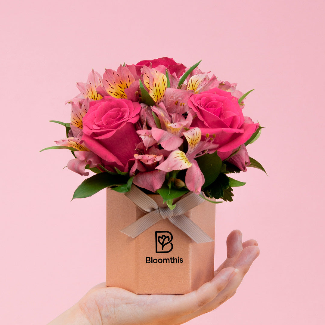 bloomthis-hat-box-gwendolyn-rose-mini-flower-box-1080x1080-01
