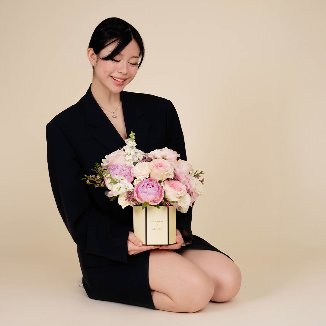 bloomthis-hat-box-jane-hydrangea-peony-jo-malone-london-flower-box-1080x1080-06-v1