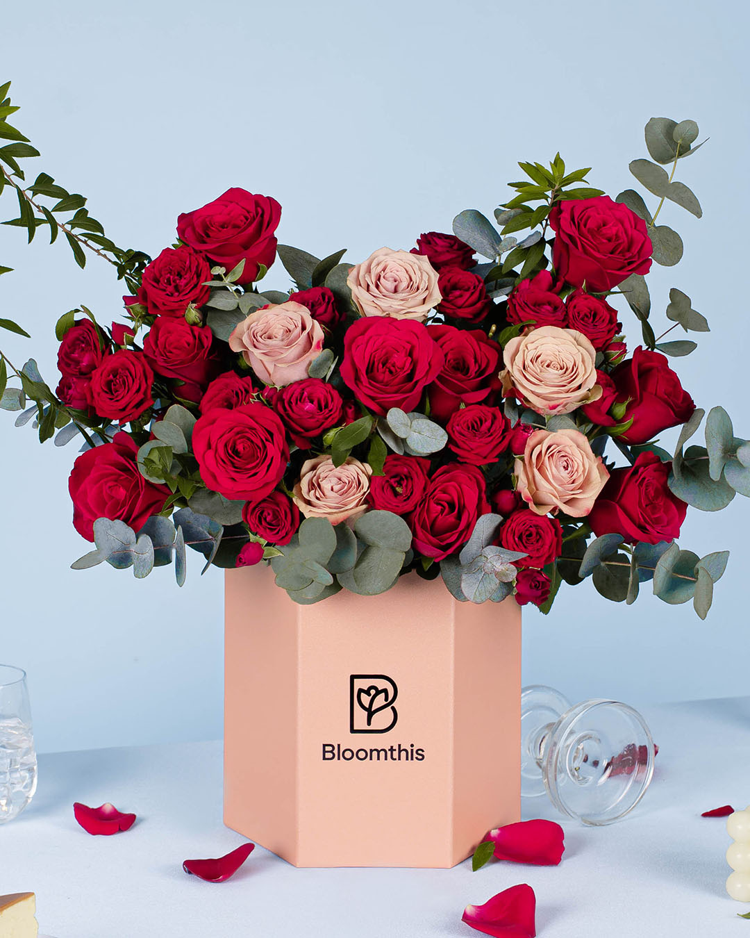 bloomthis-hat-box-lauren-red-rose-flower-box-1080x1350-01_cbbe210c-9599-437d-82f2-9cff8ac05662