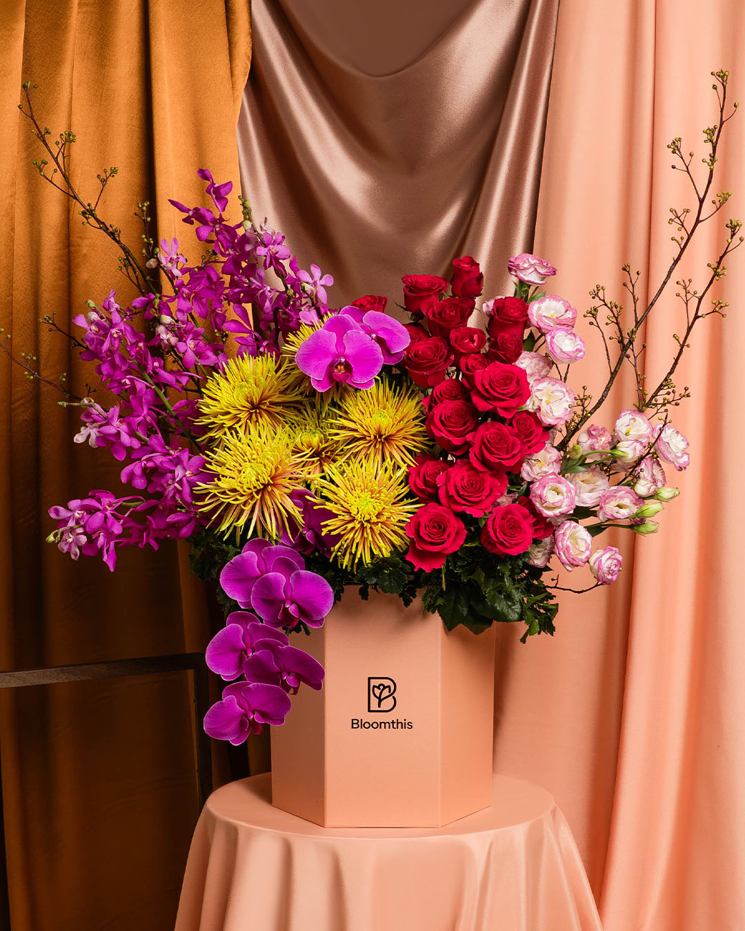 bloomthis-hat-box-luxe-amani-phalaenopsis-rose-flower-box-1080x1350-02