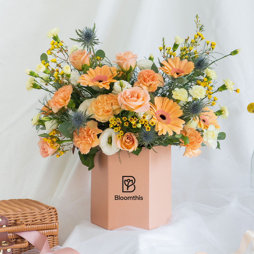 bloomthis-hat-box-neveah-peach-daisy-flower-box-1080x1080-01_3eee2873-568e-4053-9451-2c2a5fe2e037