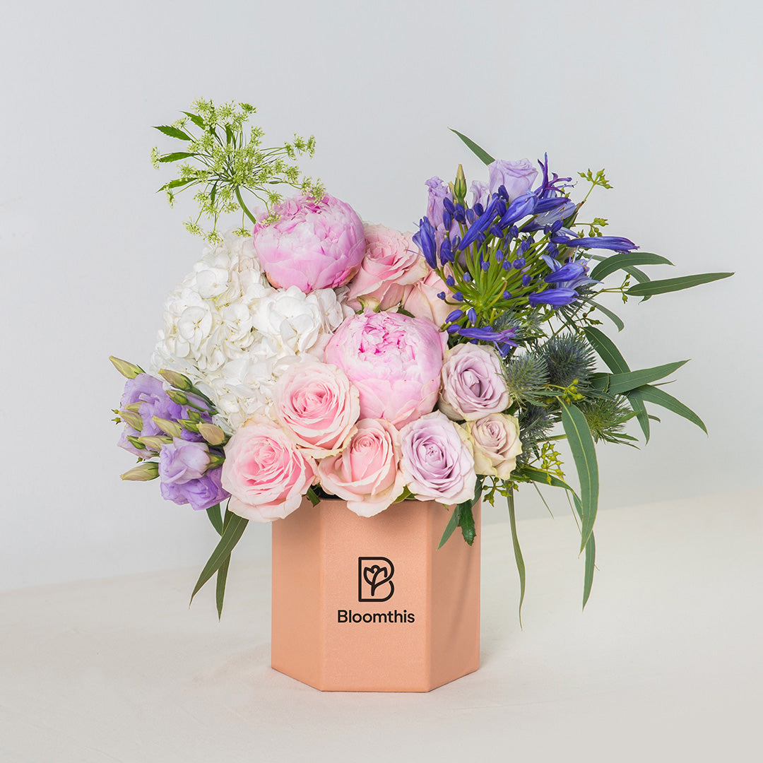 bloomthis-hat-box-pandora-pink-peony-flower-box-1080x1080-02_a735f589-8a41-4830-84c3-790ffff6779b