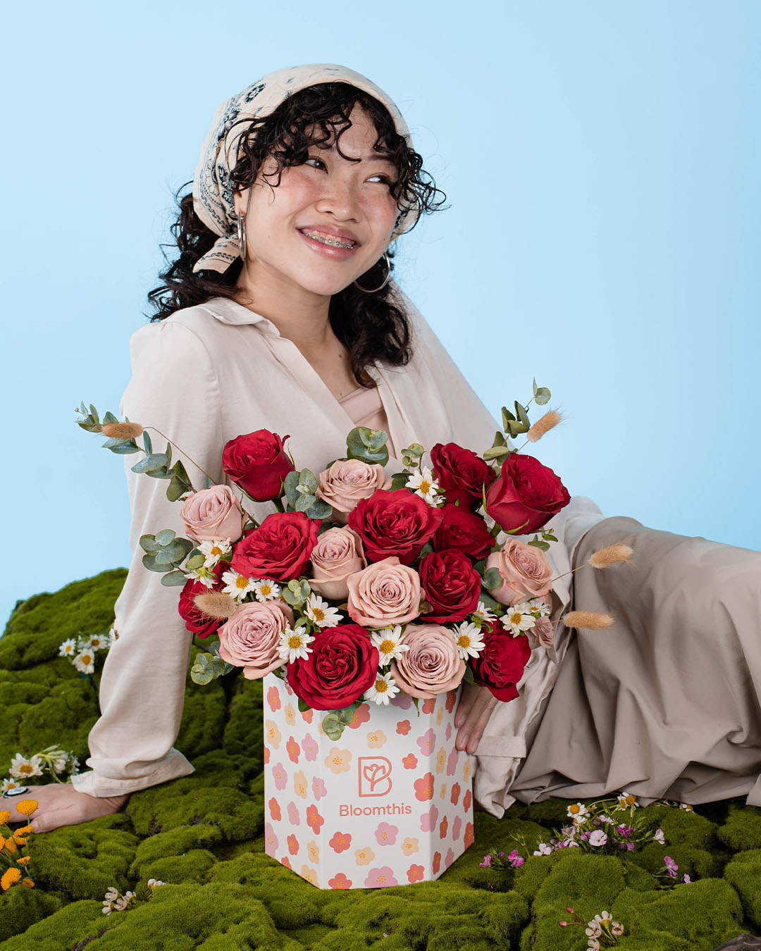 bloomthis-hat-box-spring-whimsy-bethany-red-rose-flower-box-1080x1350-02