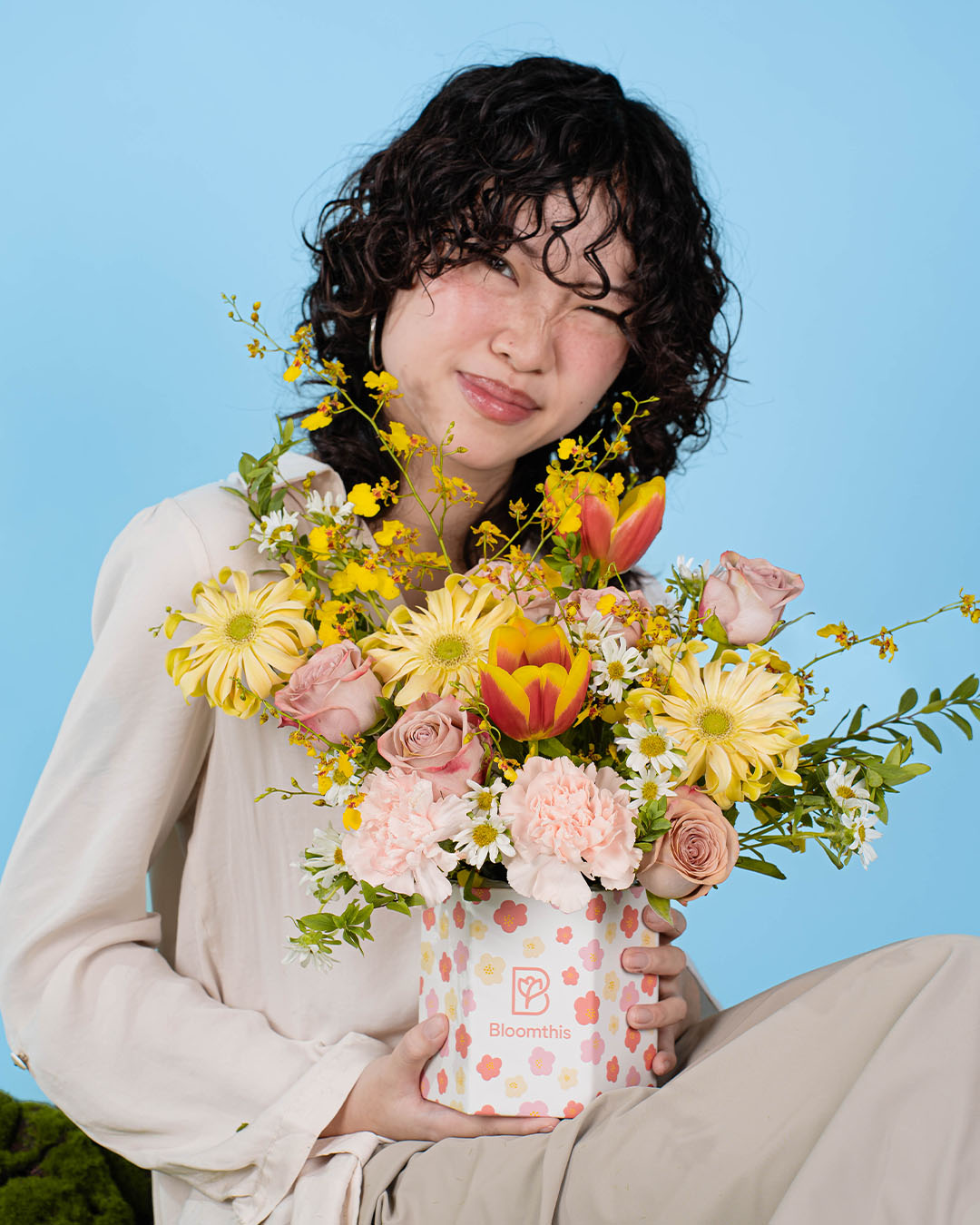 bloomthis-hat-box-spring-whimsy-yuhi-orange-tulip-flower-box-1080x1350-07