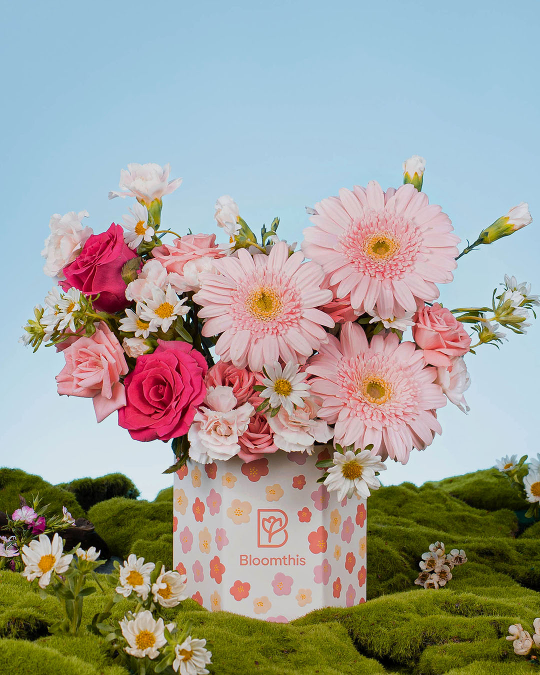 bloomthis-hat-box-spring-whimsy-zandra-pink-gerbera-flower-box-1080x1350-03