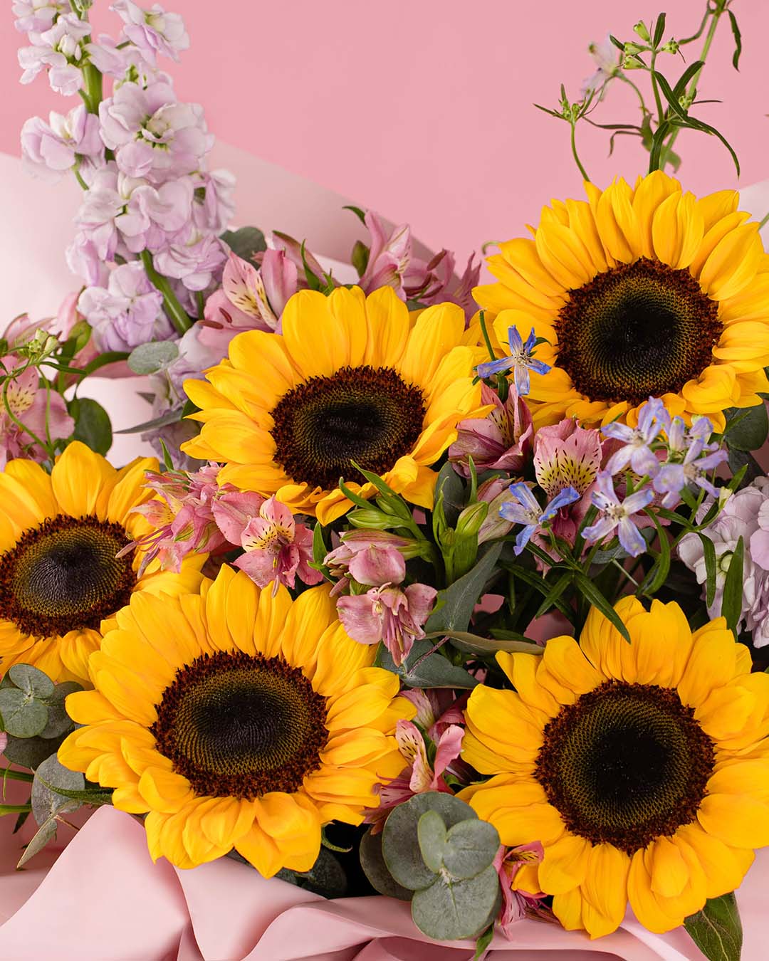 bloomthis-hat-box-zooey-yellow-sunflower-flower-box-1080x1350-05