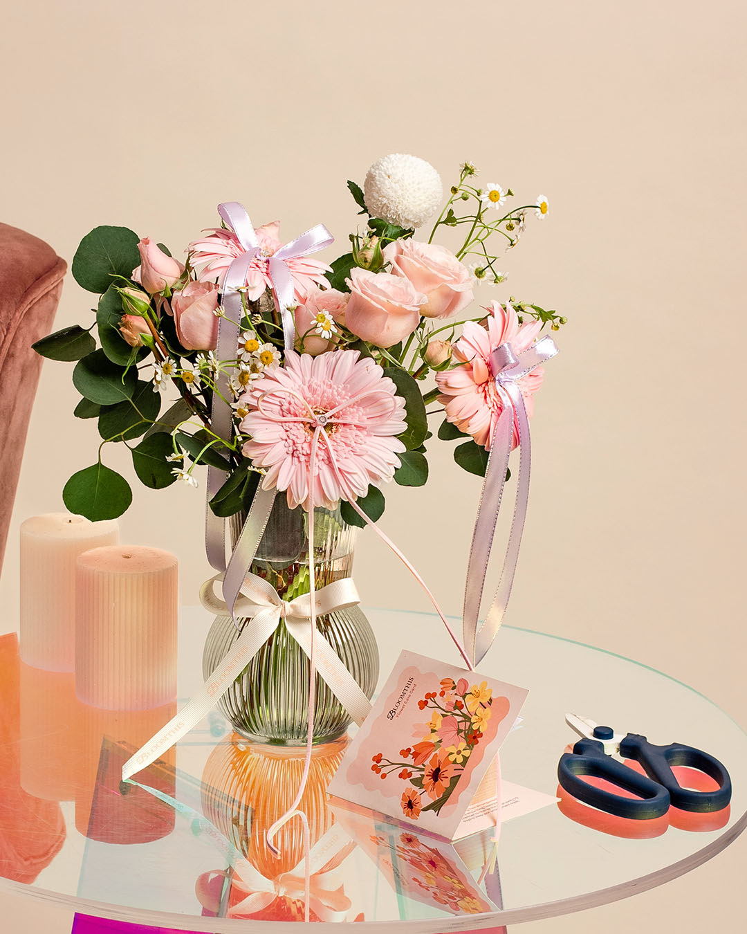 Minji Pink Daisy Mini BloomBag