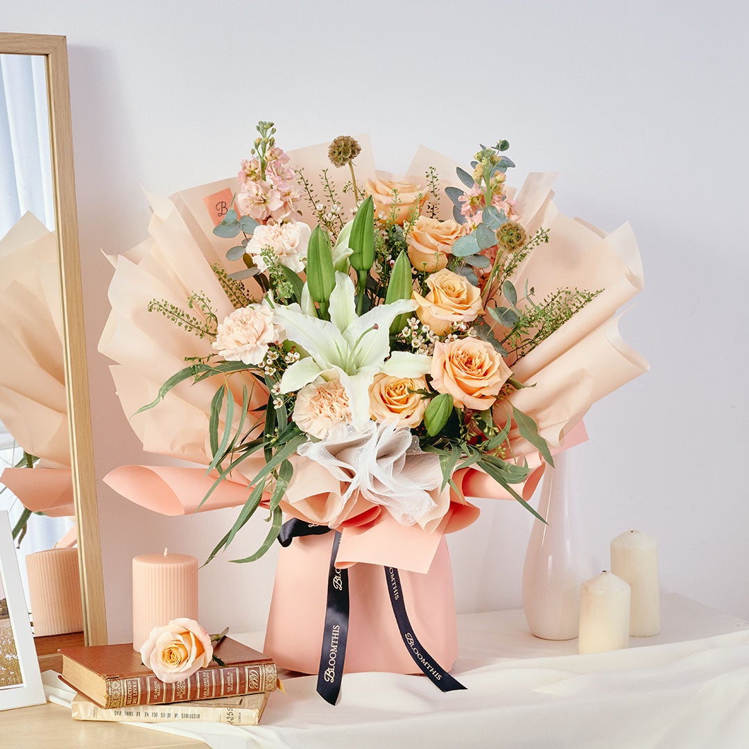 Bernadette White Lily Bouquet (VD)