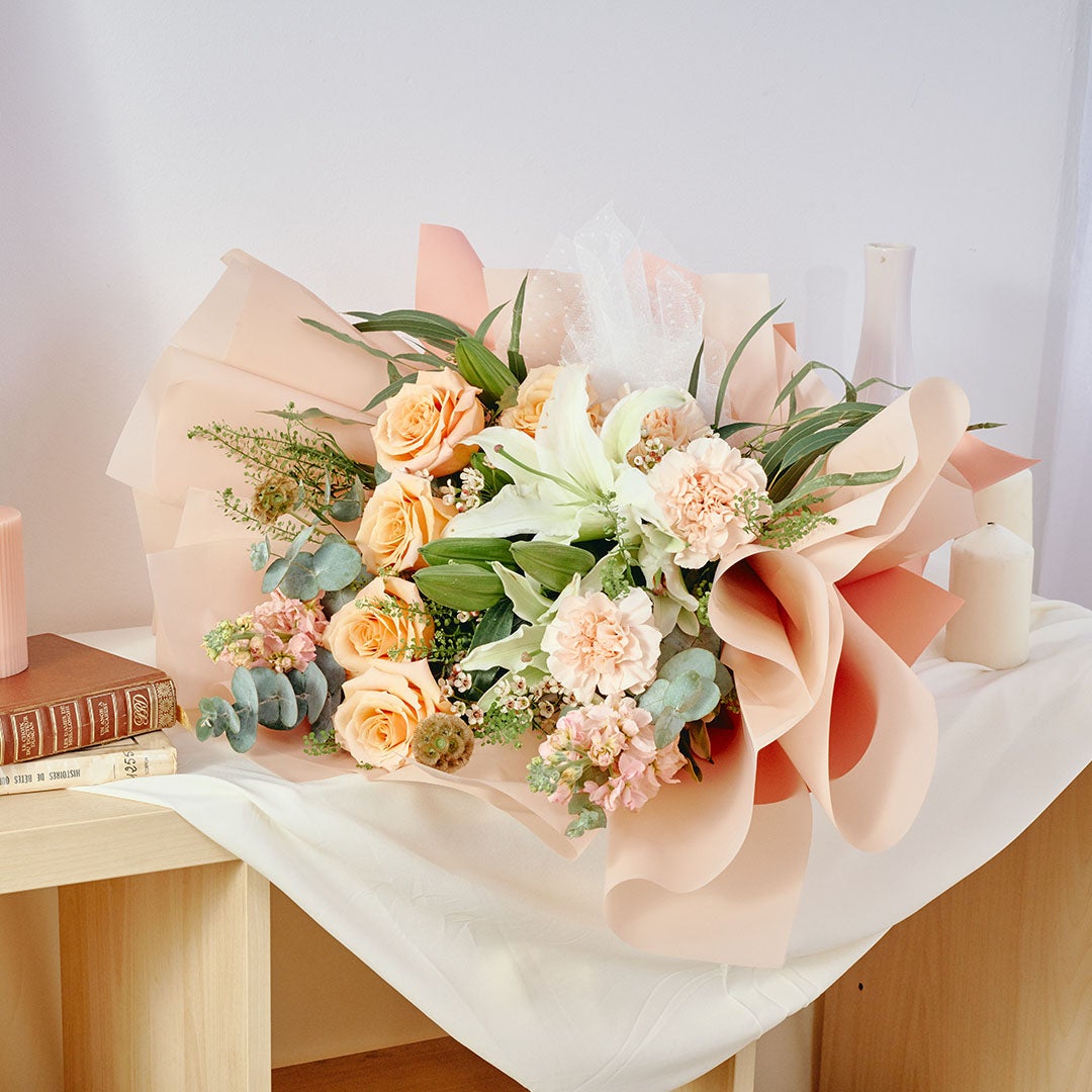 Bernadette White Lily Bouquet (VD)