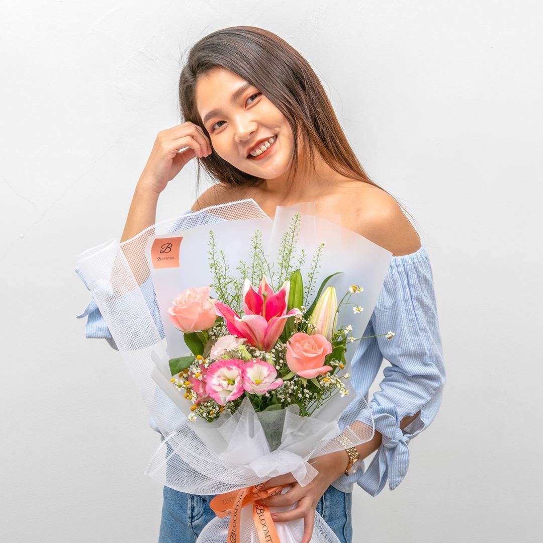 Esther White Lily & Rose Bouquet
