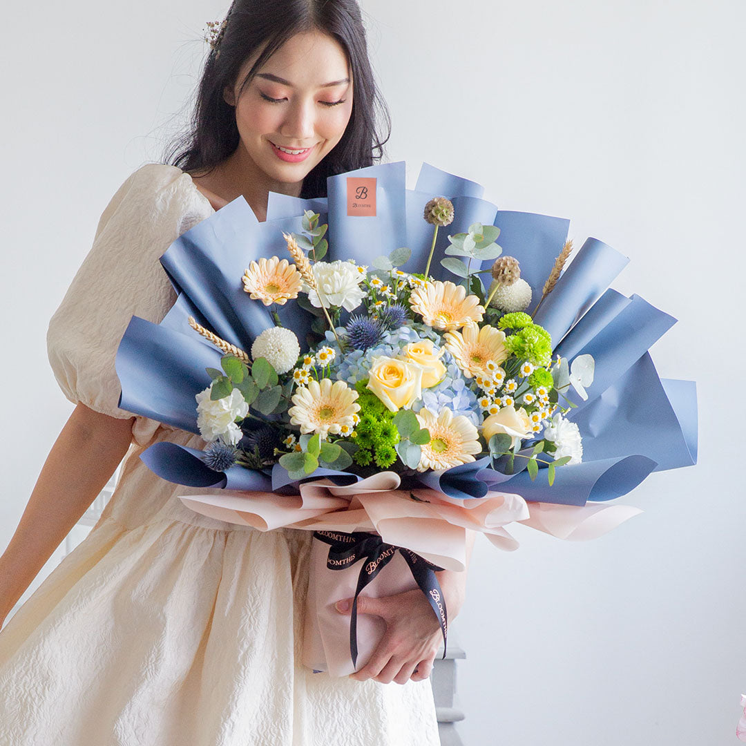 Nataniel Blue Hydrangea Bouquet