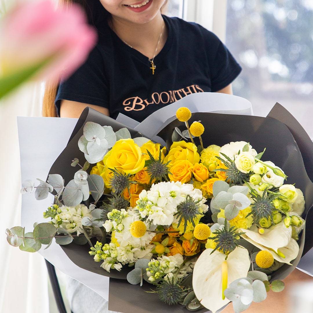 Vanessa Yellow Rose Bouquet