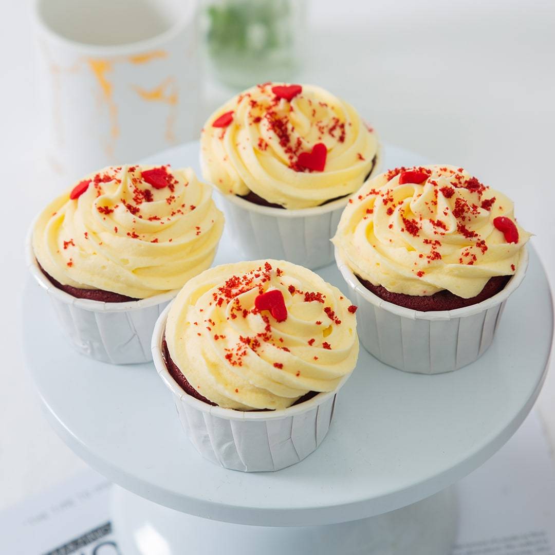 Sweet Stuff Red Velvet Cupcakes