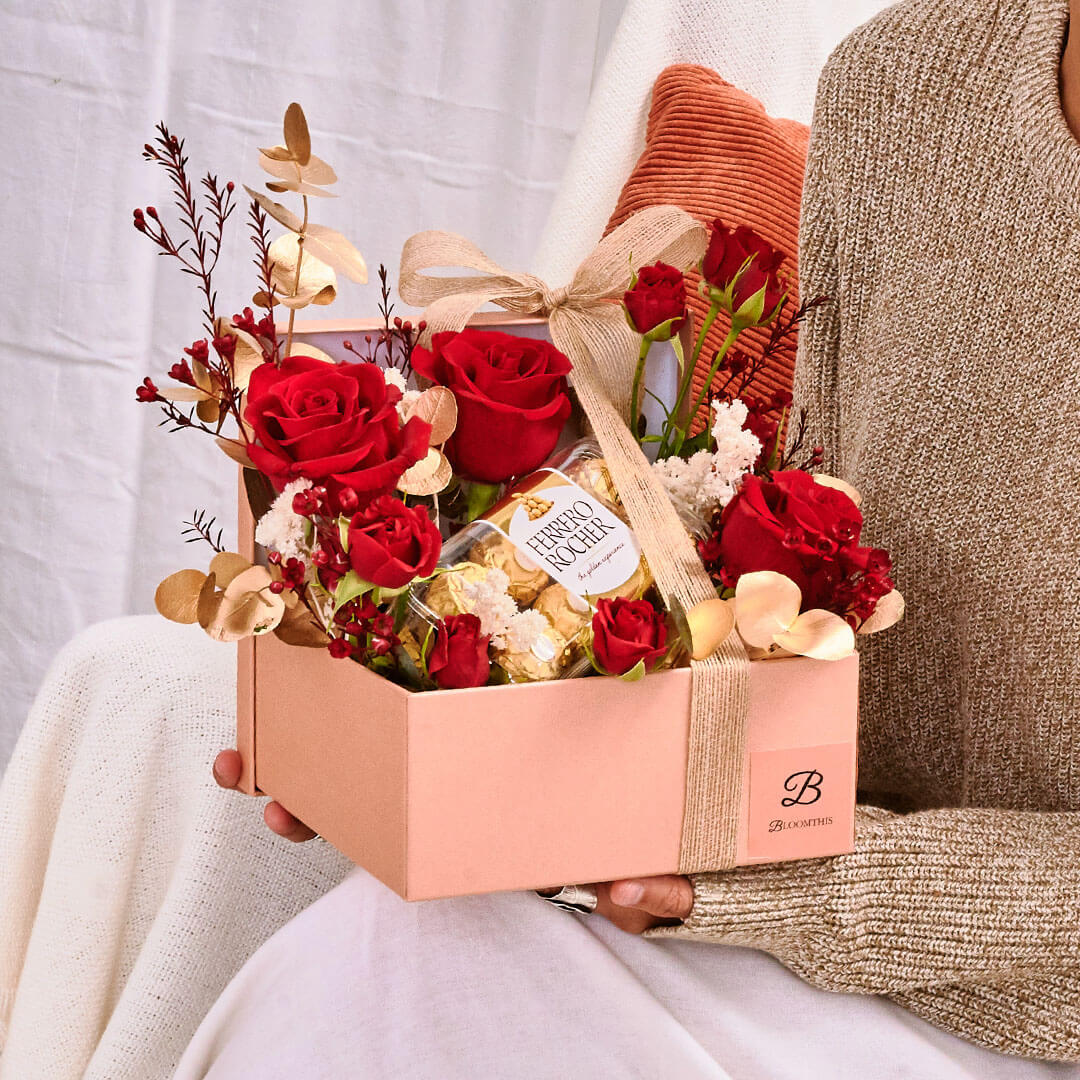 Valentino Flower & Ferrero Chocolate Gift Set