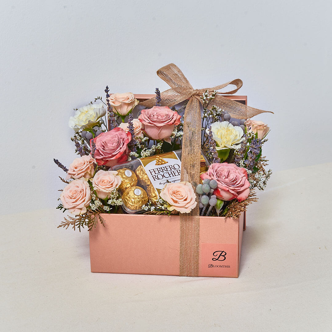 Vittoria Flower & Ferrero Chocolate Gift Set