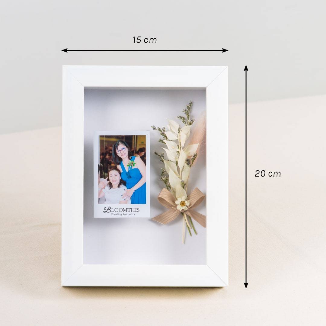 Akiko Photo & Flower Frame