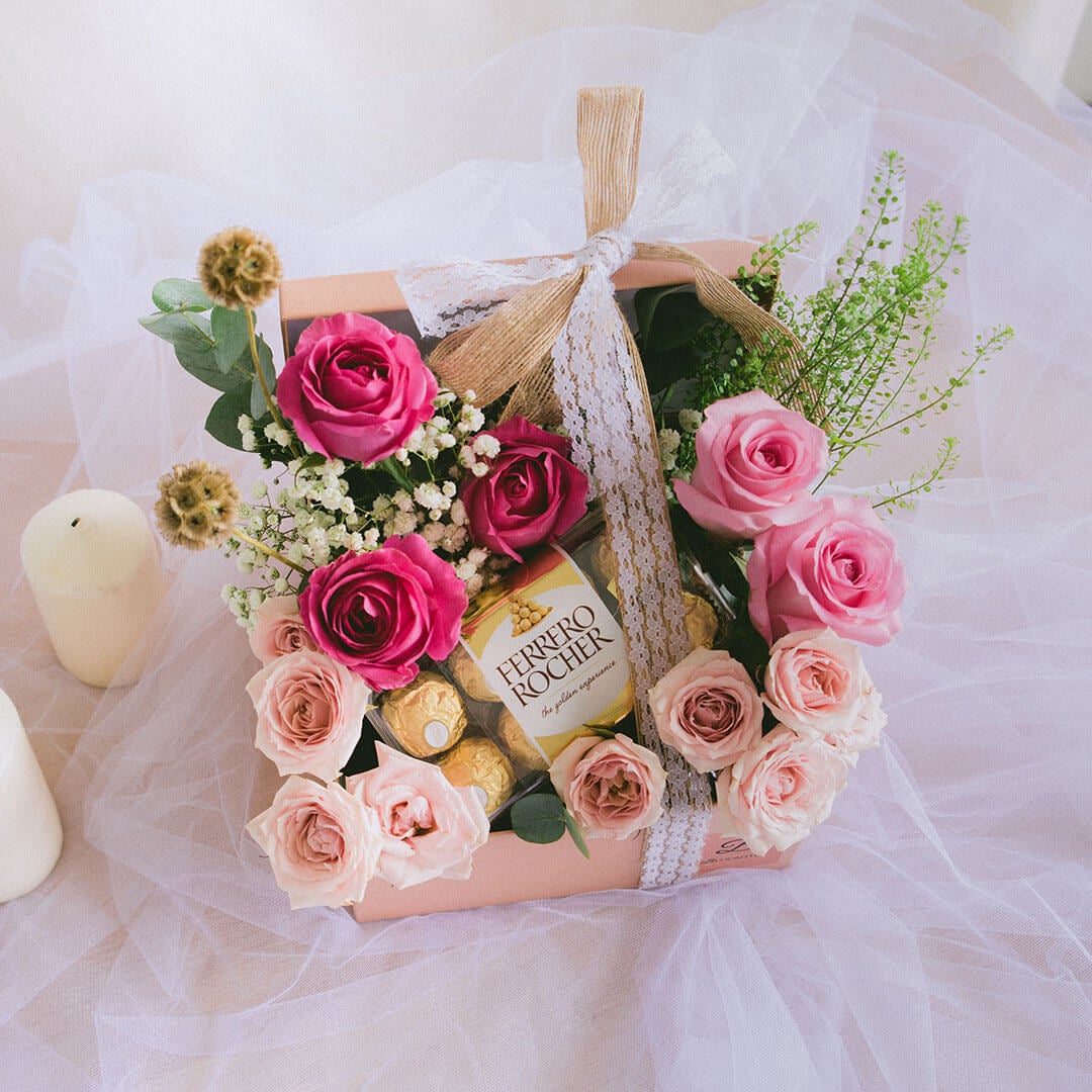 Catalina Flower & Ferrero Chocolate Gift Set