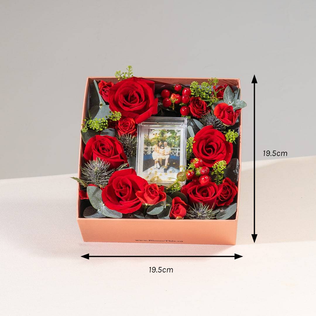 Mona Photo & Flower Box