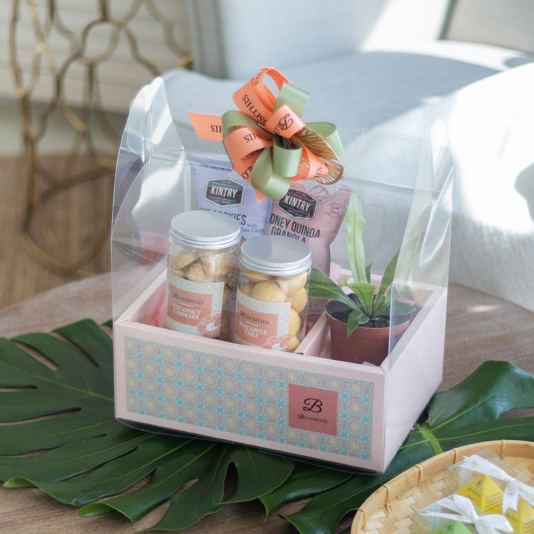 Reyhan Raya Gift Set