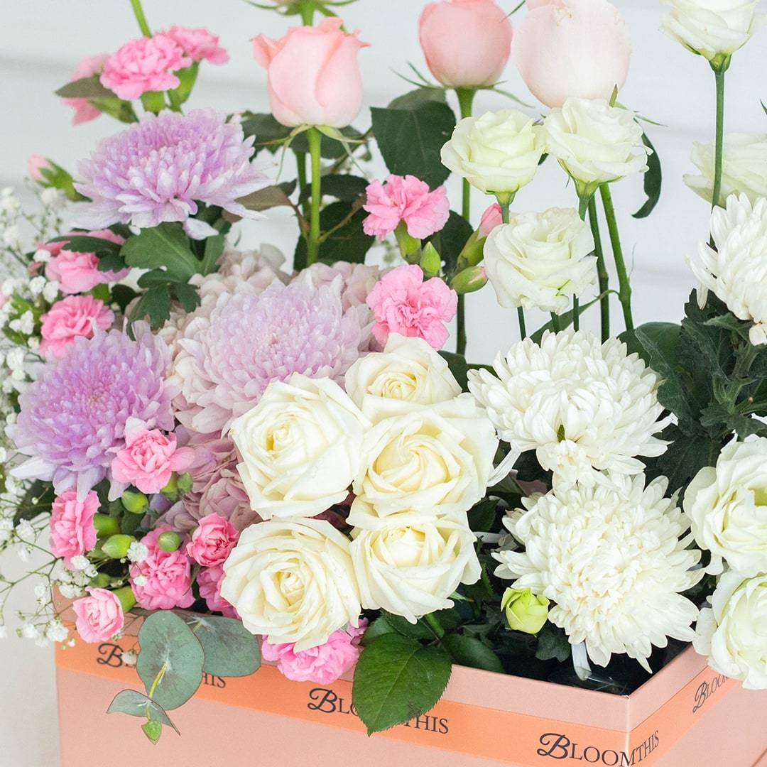 Jennifer Rose & Chrysanthemum Flower Box