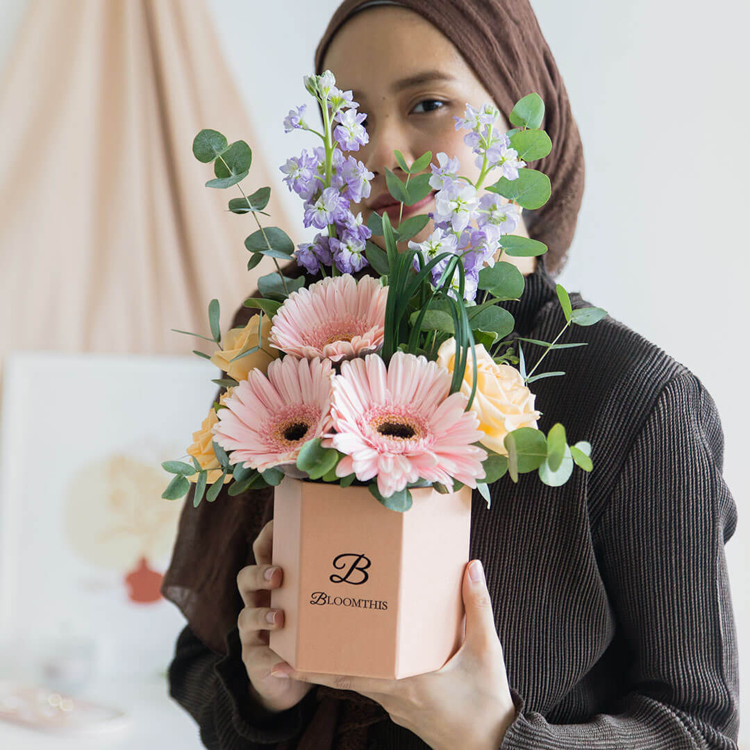 Naomi Pink Gerbera Flower Box