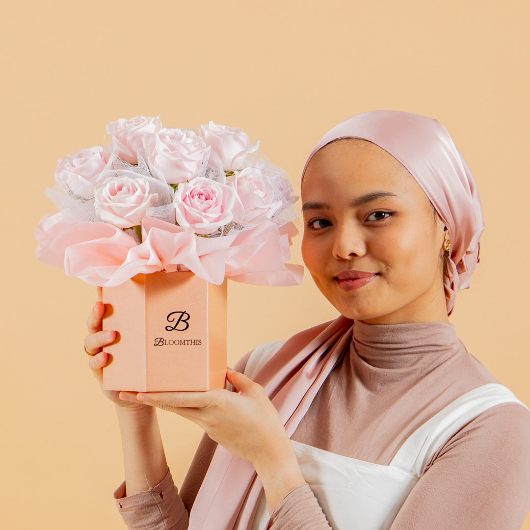 Odette Pink Rose Flower Box (VDV)